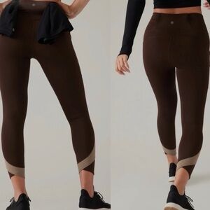 Athleta Ultimate Stash Craft Tight Brown 655279 Size Small NWOT.